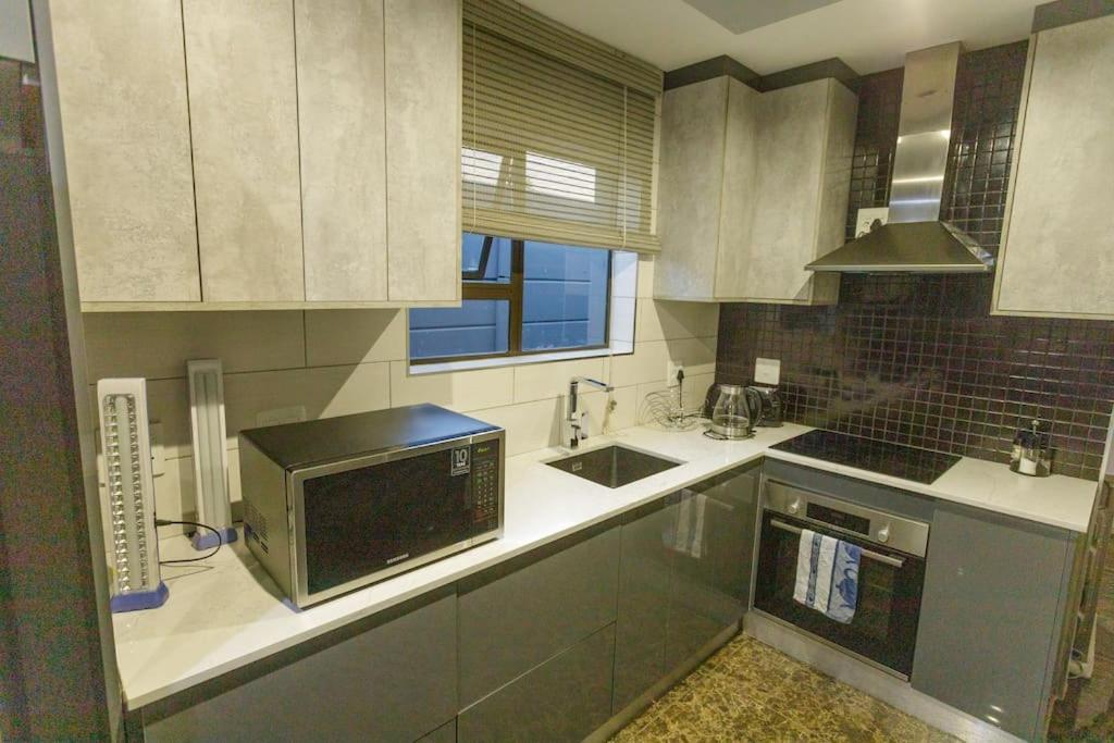 Cozier Glitz Villa Cape Town Dış mekan fotoğraf